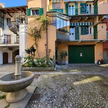Orange Apartment